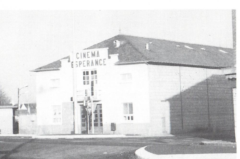 le cinéma - l'ancienne salle.jpg